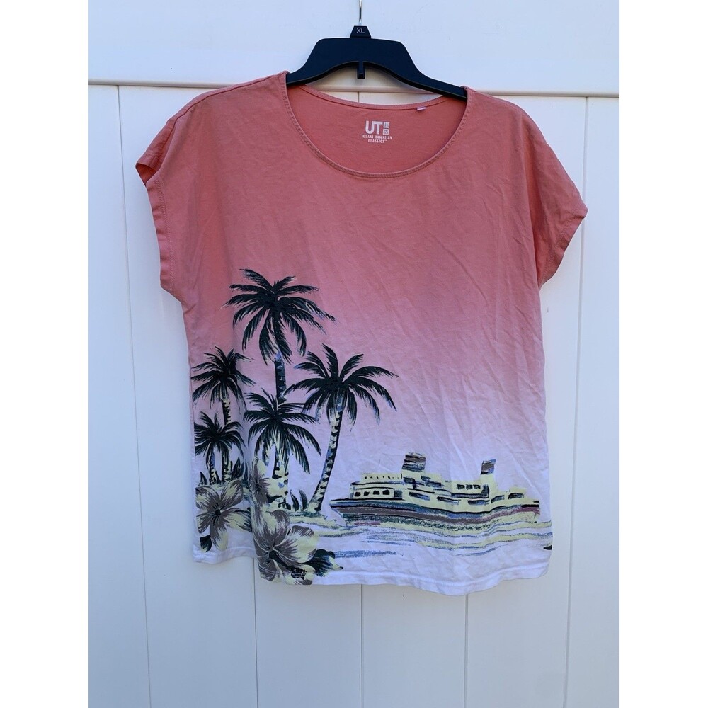 Uniqlo UT Iolani Hawaiian Classics T Shirt Women's Size Large Pink